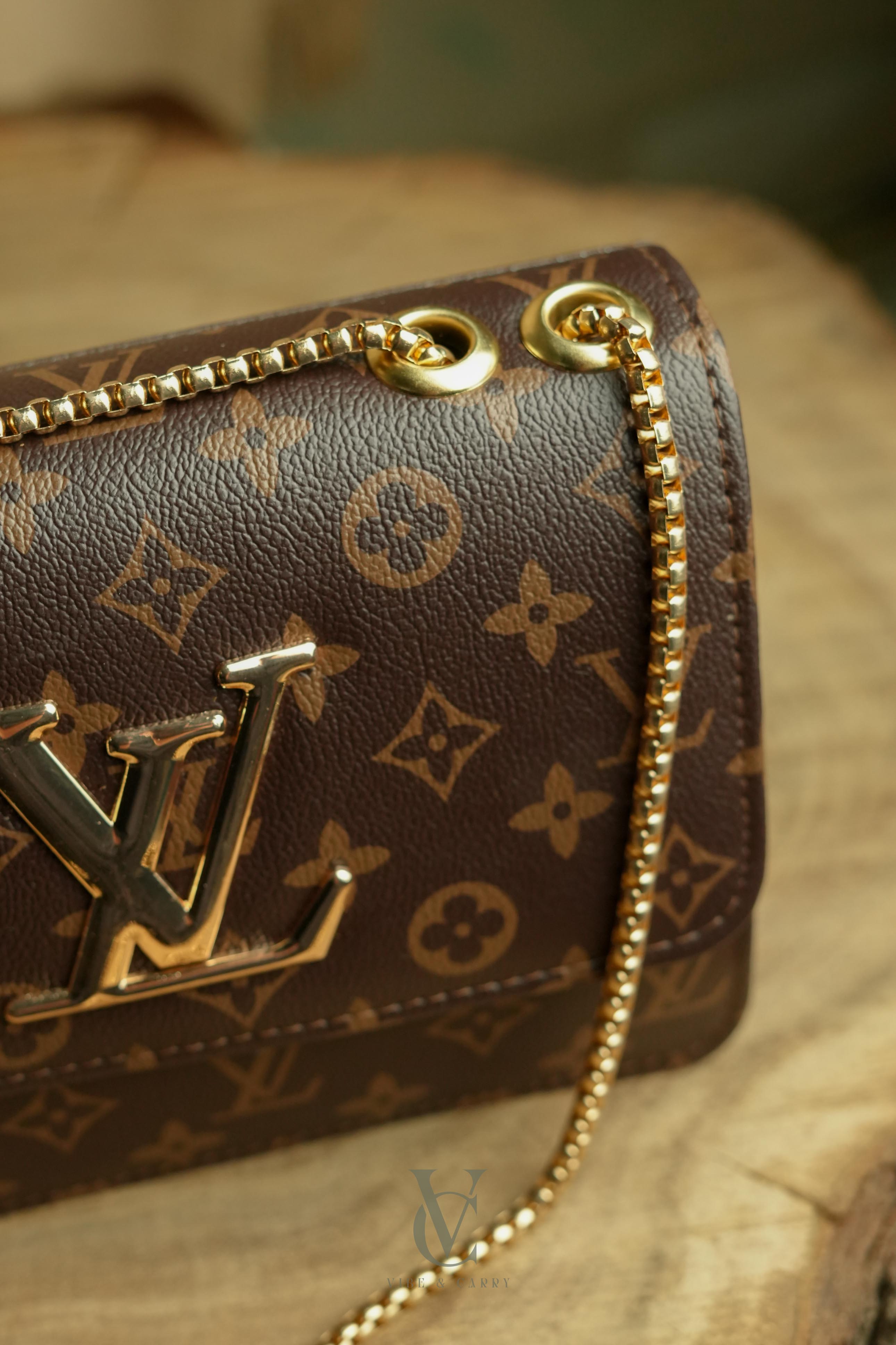 LV Mocha Muse – Vibe and Carry