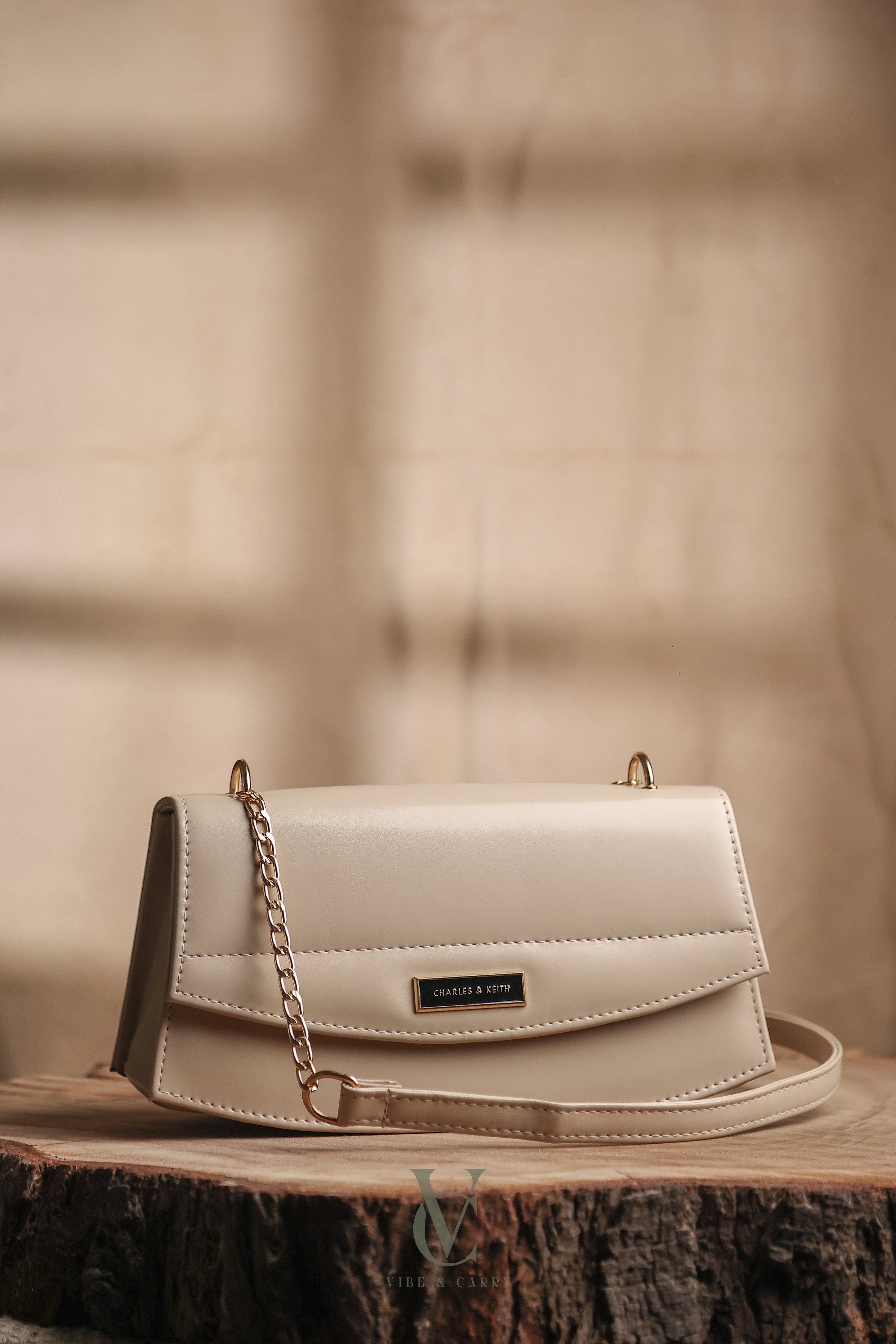 CK Urban Chic - Cream