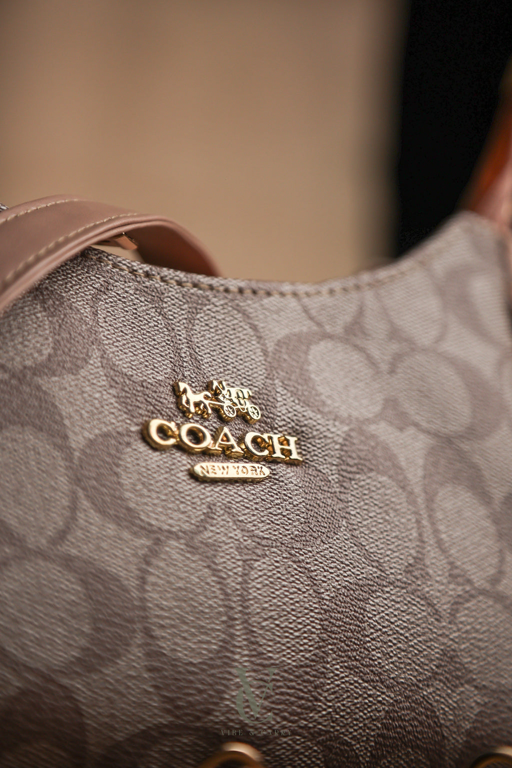 Coach Blush Luxe Curve - Limited Edition