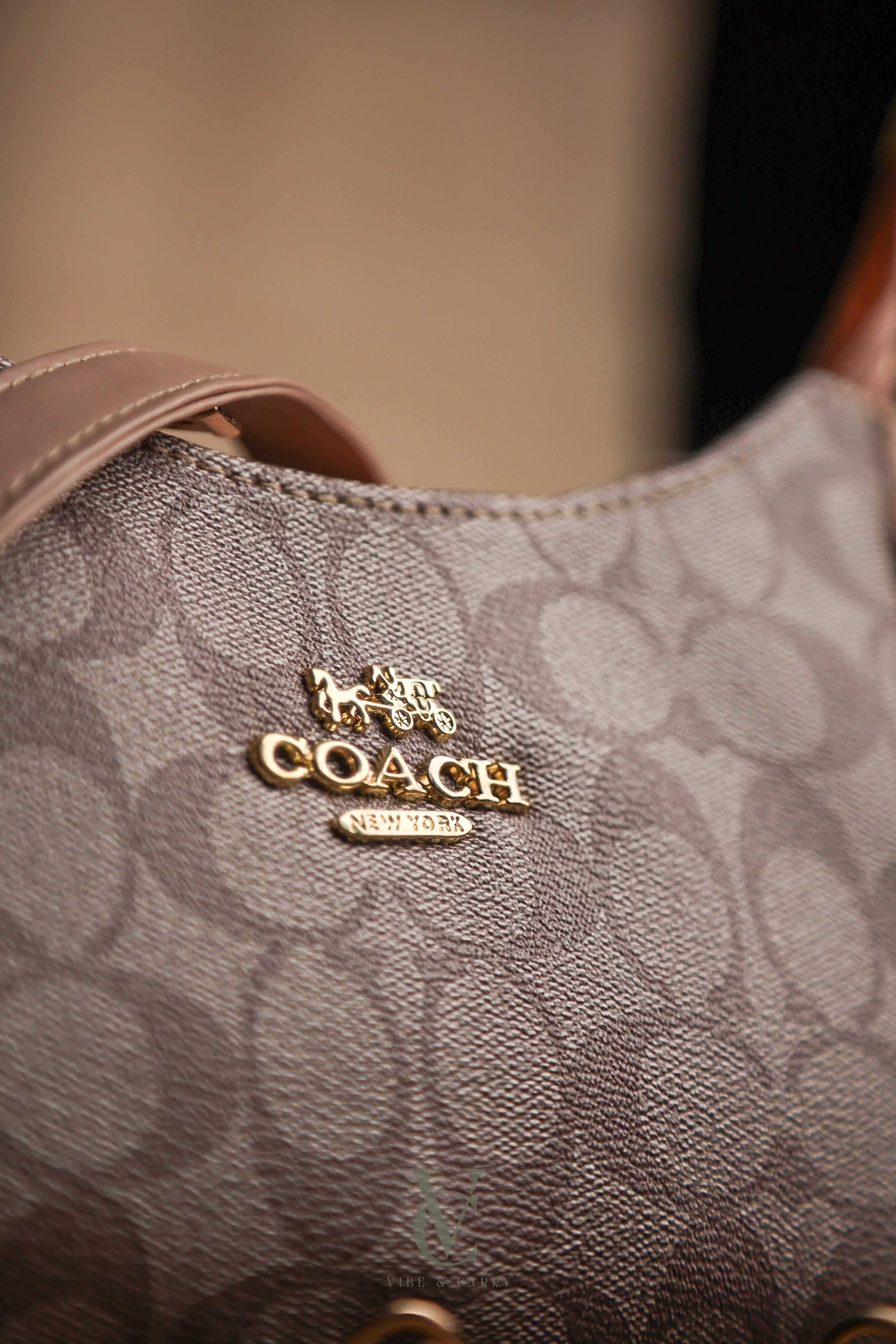 Coach Blush Luxe Curve - Limited Edition