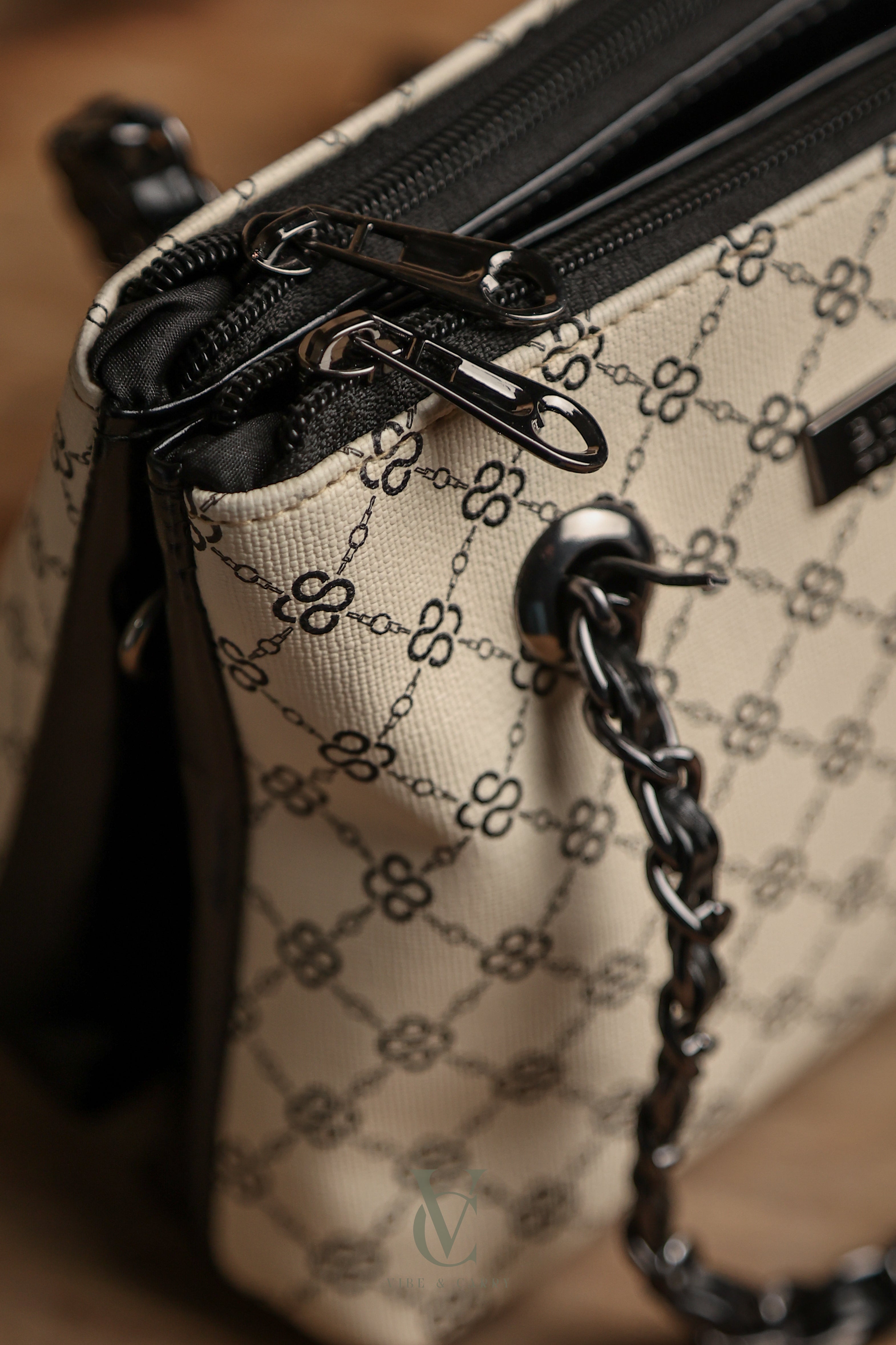 Burberry Black & Cream Dual Zip Classic