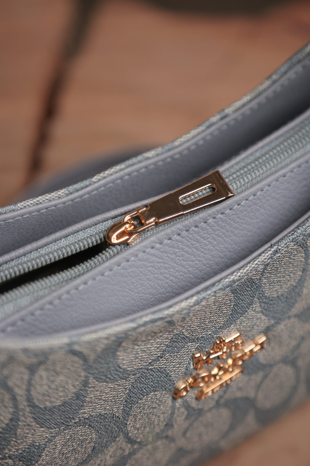 Coach Grey Luxe Curve - Limited Edition
