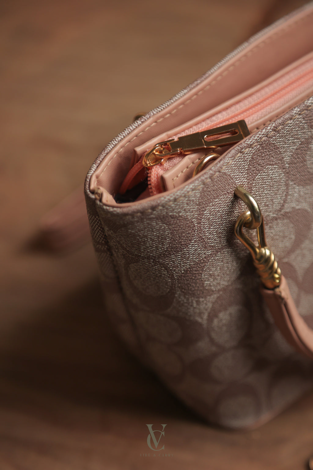 Coach Premium Bucket Bag - Blush Pink