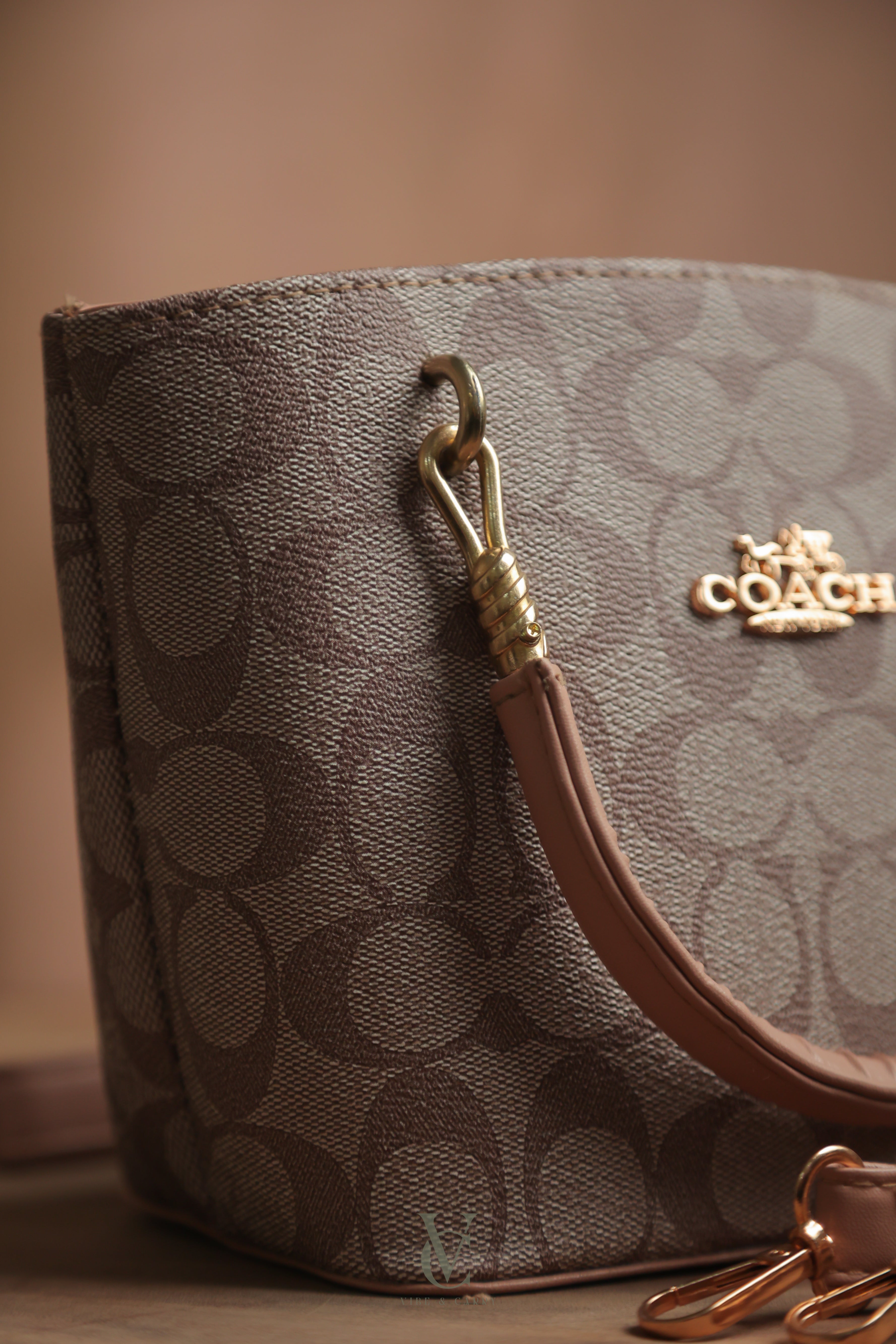 Coach Premium Bucket Bag - Blush Pink