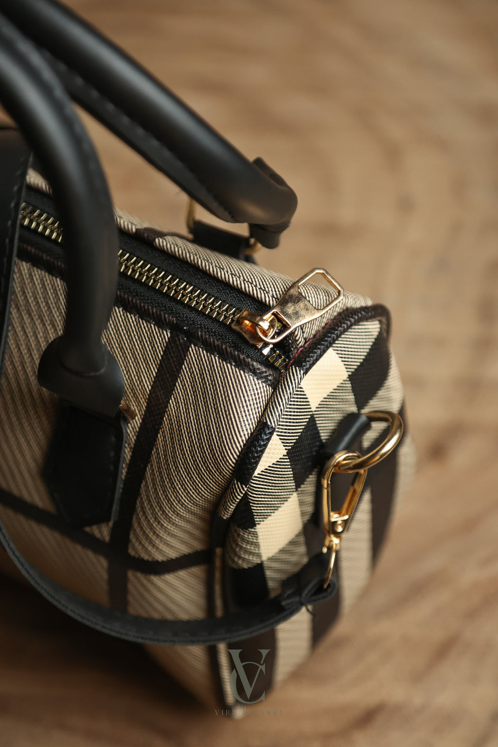 Burberry Monochrome Barrel Bag