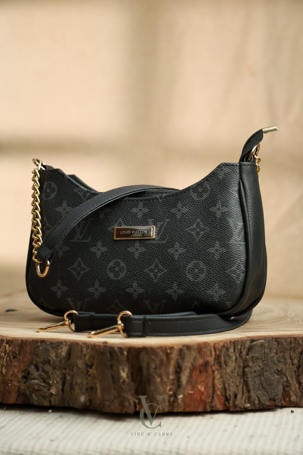 LV Black Crescent